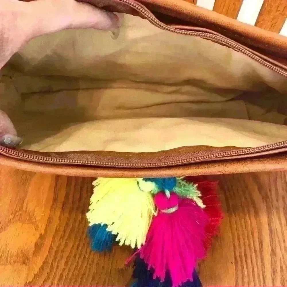 Set of Large Boho Rafia Tote Bags 14x22 Matching Clutch 7x12 Multi Color Tassels - Picture 12 of 12